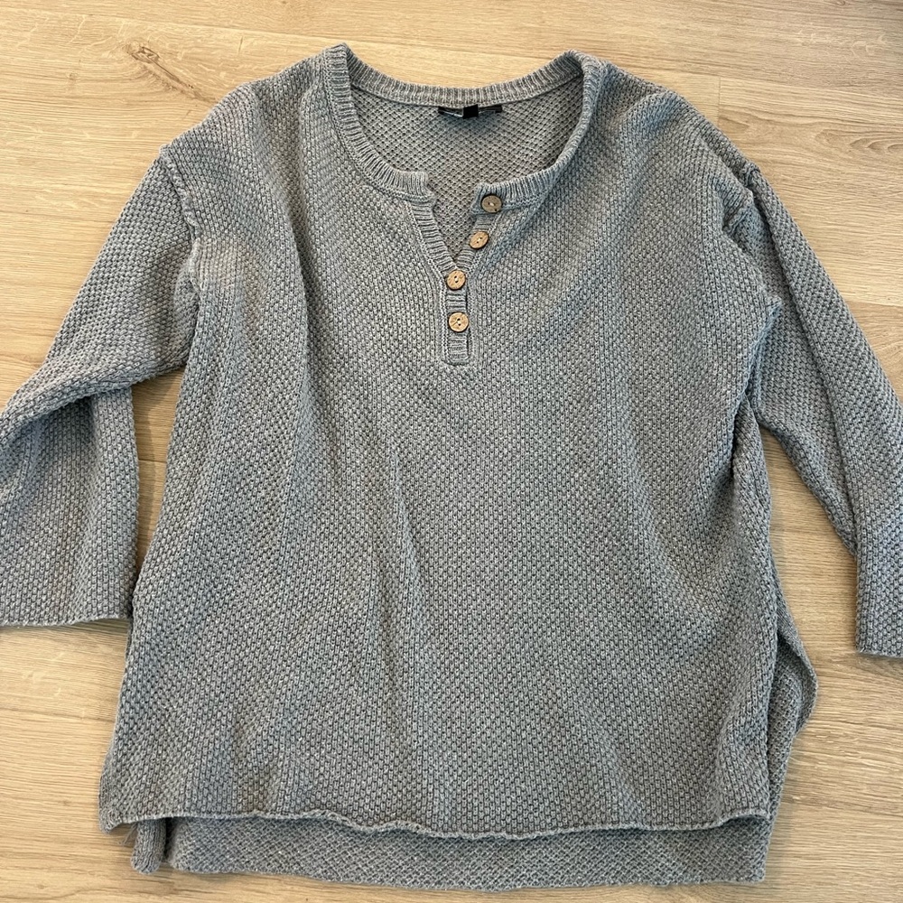 Lulus Sweater - Picture 2 of 4